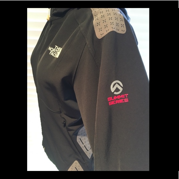 North Face Summit Jacket - Picture 3 of 10